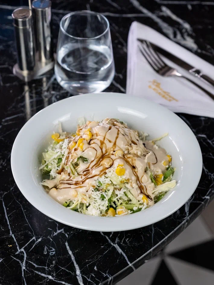 Hardal Soslu Salata